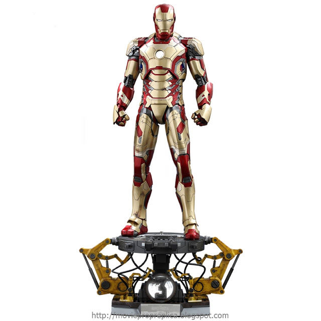 Iron Man 3: Iron Man Mark XLII (Deluxe Version) 20 inches tall Figure