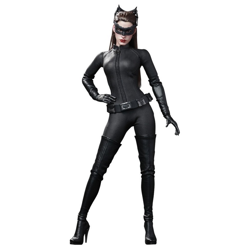 Batman - The Dark Knight Rises: Catwoman / Selina Kyle Movie Collectible Figure (Anne Hathaway)