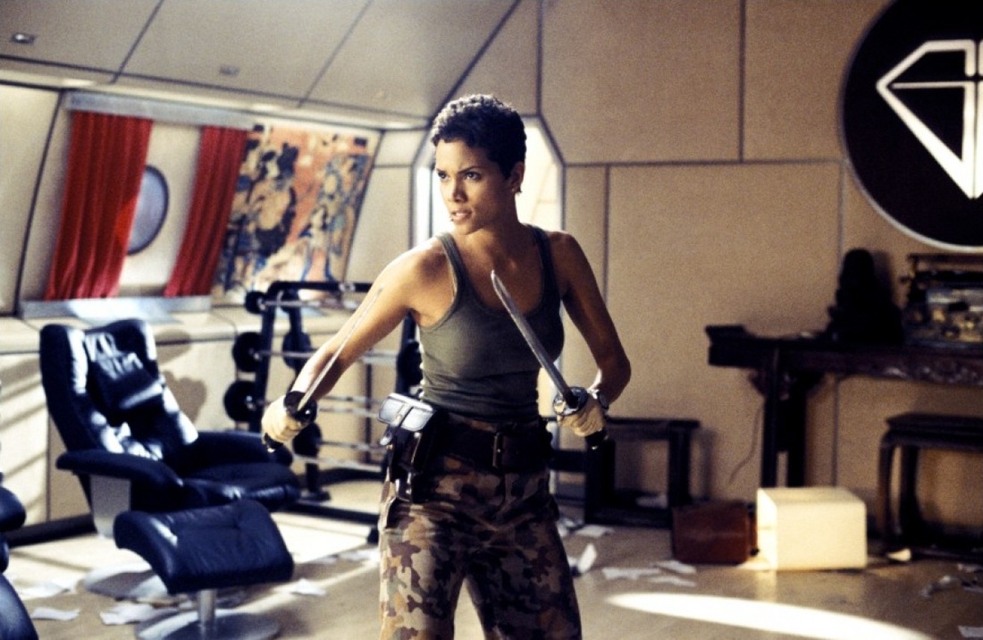 Halle Berry As Jinx Die Another Day Greatest Props In Movie History