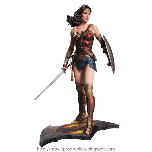 Batman v Superman: Dawn of Justice: Wonder Woman Statue (Gal Gadot)