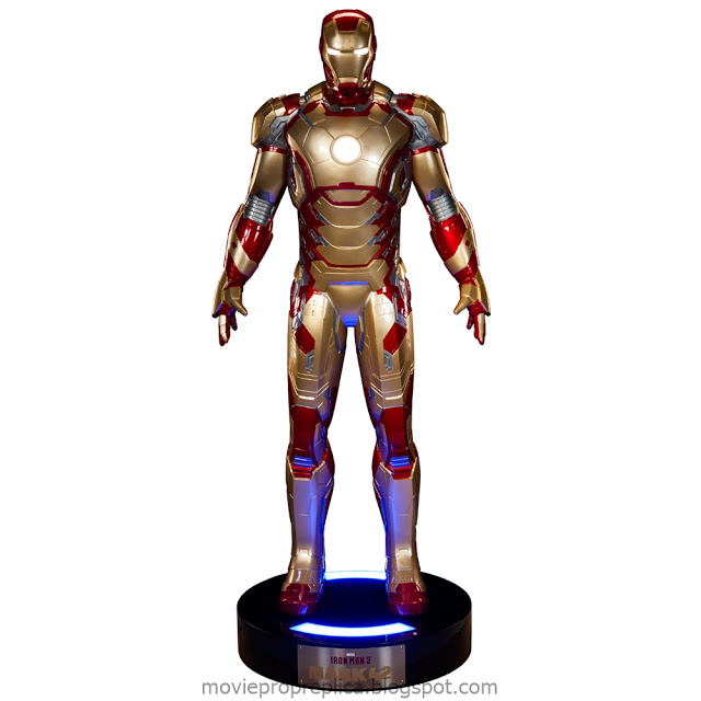 Iron Man 3: Iron Man MARK 42 Life-Size Statue