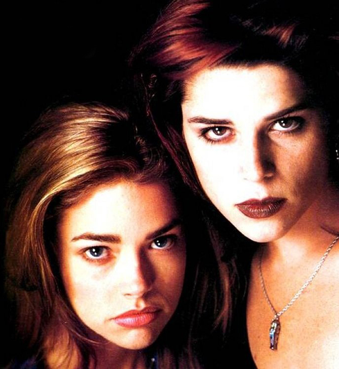 Neve Campbell, Denise Richards, Wild Things