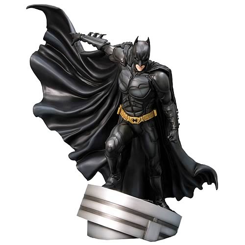 The Dark Knight: Batman Dark Knight Batsuit Artfx Statue