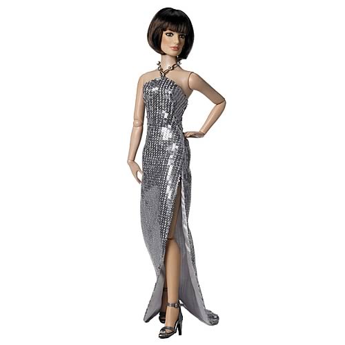Get Smart: Agent 99 Dancing with a Spy Tonner Doll (Anne Hathaway)