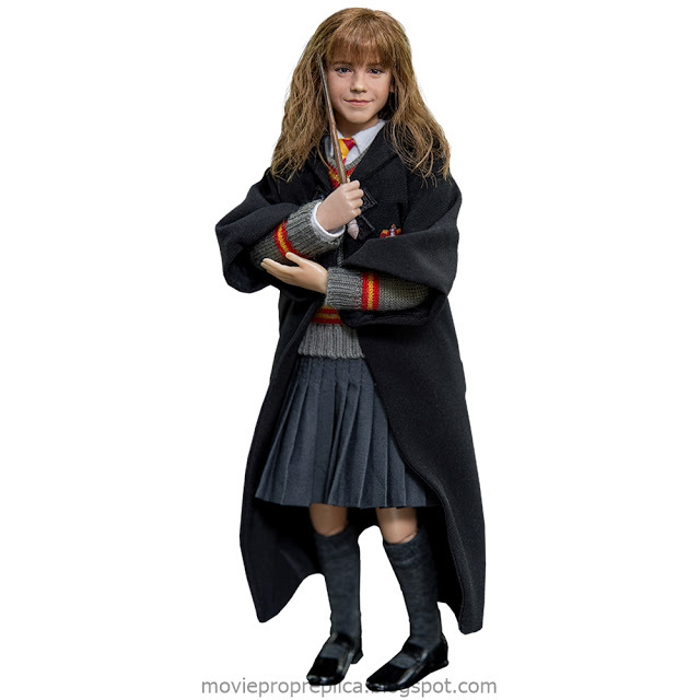 Harry Potter and the Sorcerer’s Stone: Hermione Granger 1/6th Scale Figure (Emma Watson)
