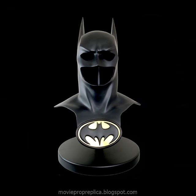 Batman Forever: Batman Cowl Prop Replica