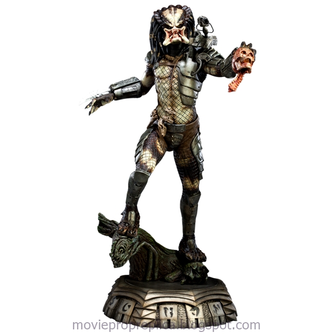 Predator: Predator Statue