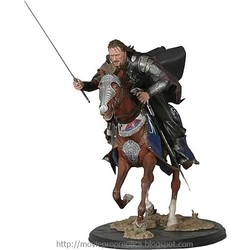 Lord of the Rings: Aragorn at the Black Gates (Viggo Mortensen) Statue