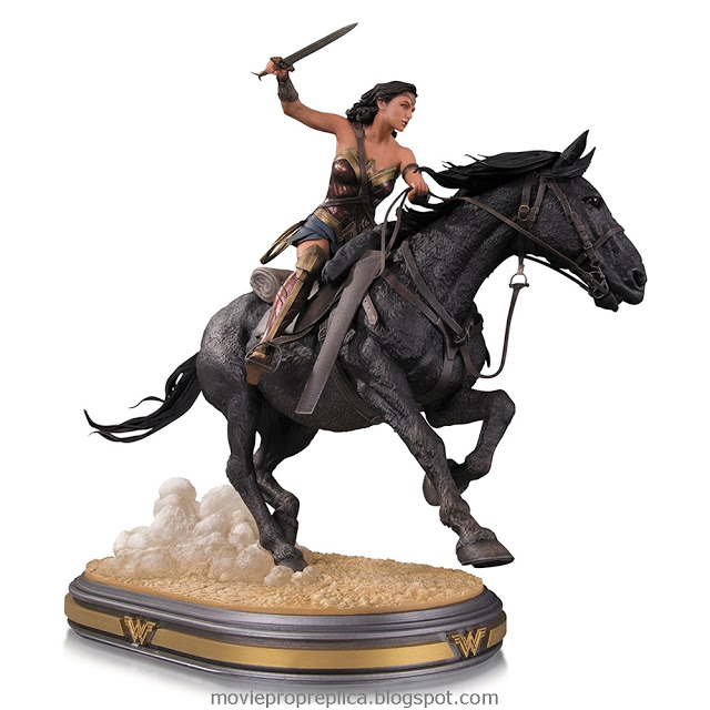 Wonder Woman 2017: Wonder Woman on horseback Deluxe 12 inches Statue (Gal Gadot)