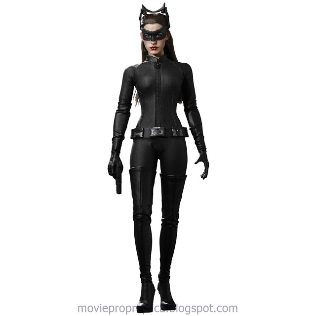 The Dark Knight Rises: Selina Kyle / Catwoman 1/6th Scale Figure (Anne Hathaway)