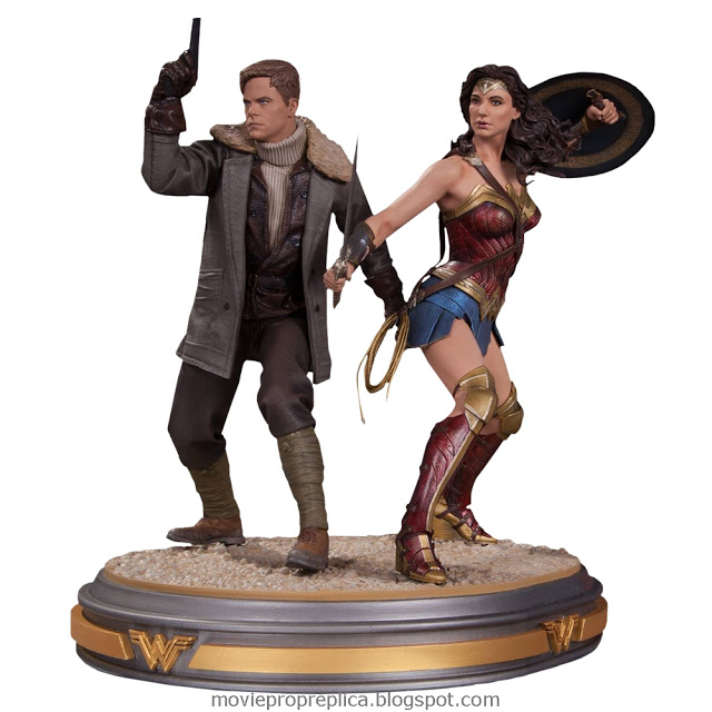 Wonder Woman: Wonder Woman & Steve Trevor 12 inches Statue (Gal Gadot and Chris Pine)