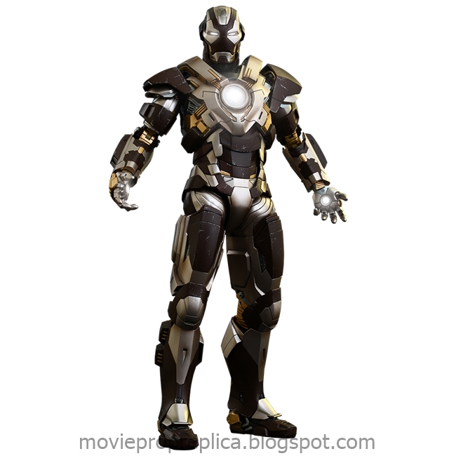 Iron Man 3: Iron Man Mark XXIV – Tank 1/6th Scale Figure