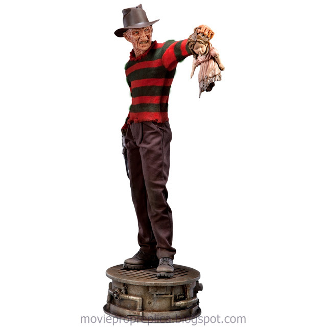 A Nightmare on Elm Street: Freddy Krueger Statue