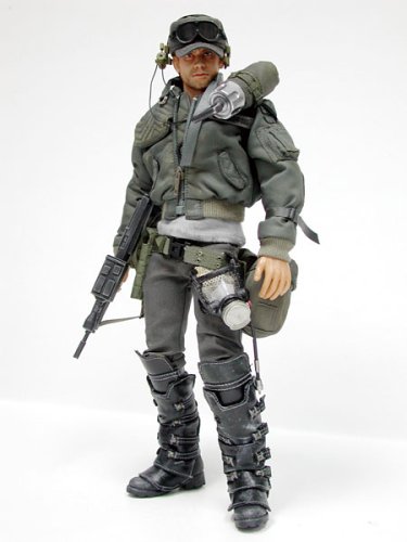 Anton Yelchin as Kyle Reese: Terminator Salvation Collectible Figure