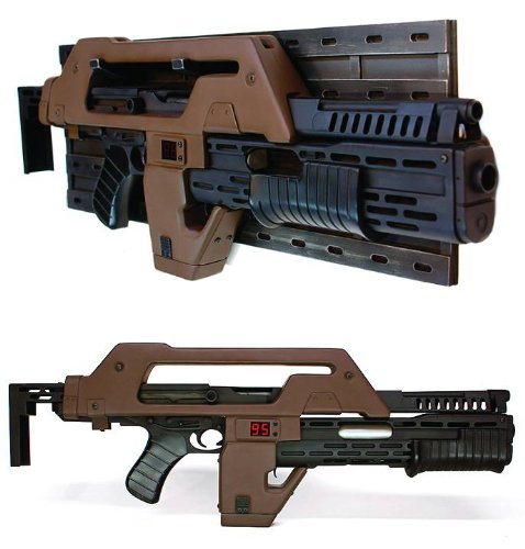 Aliens: Hero Pulse Rifle Prop Replica