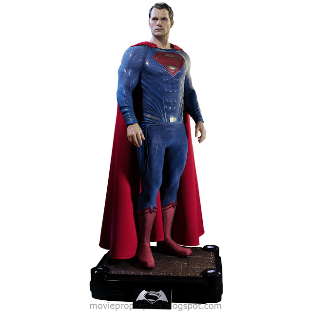 Batman v Superman: Dawn of Justice: Superman Half-Scale Polystone Statue (Henry Cavill)