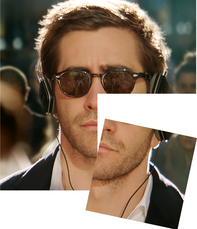 Jake Gyllenhaal as Davis Mitchell